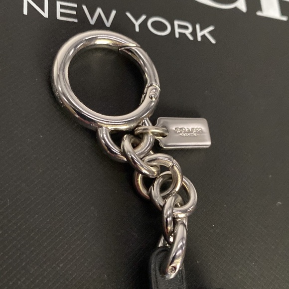 NWOT COACH NYC New York Skyline Leather Key Fob Bag Charm Keychain 58506 - Picture 5 of 5